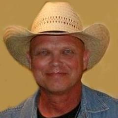 Painter, plein air artist, printmaker, and lover of all other forms, techniques, and mediums, of art.