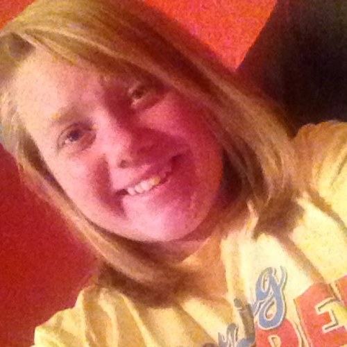 18 years of age, june 21st is the bday, christian, single, loves mud riding, family comes first, i live to have fun !
