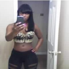 thickstackz's profile picture. Yessss Honey She Lives