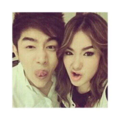 Hi, I'am Cherreen #Notreal Real @Cherreenhvk ย้อนหลังได้ใน fav. นะค้ะ :)