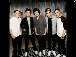 4 girls here will give you info, facts, picts, games, and other about 1D! Keep support 1D! Openfllwbck evry saturday&sunday:-)