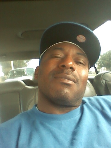 gbluehood's profile picture. rapper/trapper true to da streets and loyal to my love ones..family first...