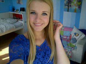 - follow me on insta; xdeemjoanne