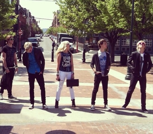 We are R5! @RydelLuvsYhu,@RikerR5LynchRP,Rocky,Ross,and Ratliff! And Ryland is our manager!