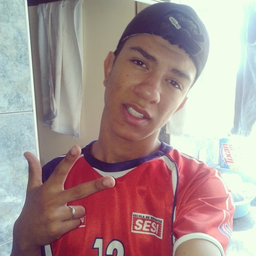 add aiii qm qser:   matheus.nolasco_2008@hotmail.com
e tb pra qm qser meu orkut ta aiii:  http://t.co/rhre5dPs