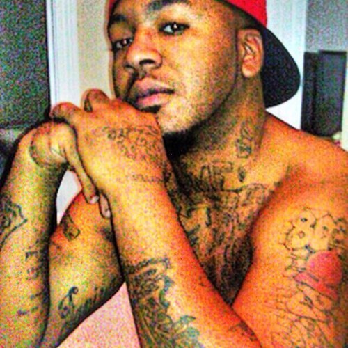 im livng and finessing so fwm or get fucked!!! rap artist by tha name of Young Fame JUST A STREET NIGGA WITH MORALES.Team♍#Team loudpack #TEAMWh400p TTP