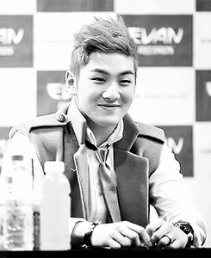 #IAMFAM #95LINE #R0LEPLAY ● แบคโฮ NU'EST มีสาระไม่มากก็น้อย ● 11.04.2013 beloved ❥ : ♡@Aron_THbot♡