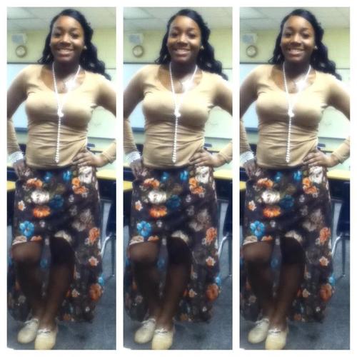 If Yeen Bout Gettin Money n Makin Ah Livinq For Yo Self ! You Mite As Well Get TF On && Dont Follow Me ! Othaa Den Dat ! Follow Me n I'll Follow Bak! XOXO
