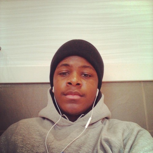Follow me on Ig @Big_Gucci_Rell! Follow back or I'll Unfollow.