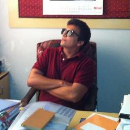 Entrepreneur, Chief Catlyst @ GUSH Accessories,Director at Dial-A-Drive,Lawyer only on paper, Questions Everything in his mind