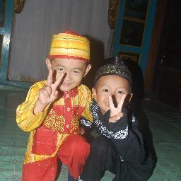 ツツツ^_^follow aku pasti aku follback kok^_^ツツツ