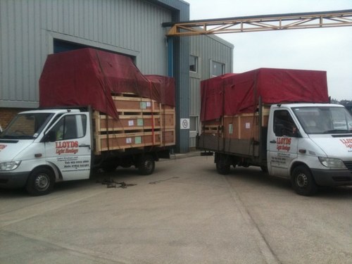 Light haulage, couriers, flatbed specialists.
Uk & Europe