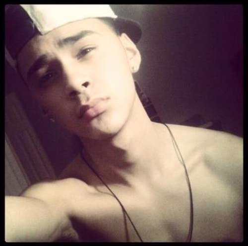 johnnyfalcon66's profile picture. 