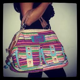 Empresa Caleña con un nuevo concepto en bolsos y billeteras de diversos materiales con diseños exclusivos y de excelente calidad!