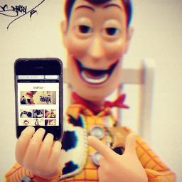 Primeiro twitter e oficial sobre o Woody 
sigo todos de volta (: