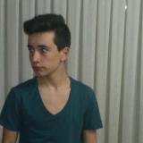 Amo Futebol , Pizza , raparigas , pc , counter strike , sms