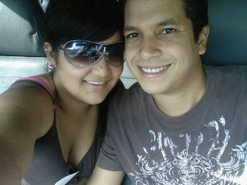 En 3 palabras: Vivo, Amo y lucho!!! Todo por ser mejor cada dia. Mi familia mi motor ♥