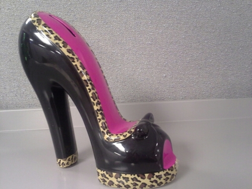 Love dancing, singing, good movies/plays, fashion (especially shoes), travelling & most of all LOVE LIFE
