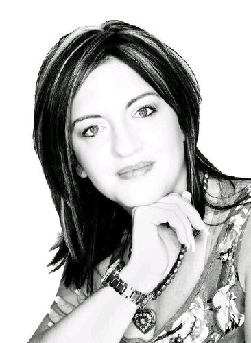 NicoleneNel's profile picture. 