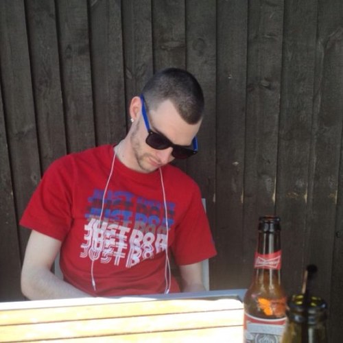 dabossy1989's profile picture. Instagram: djohnstone89