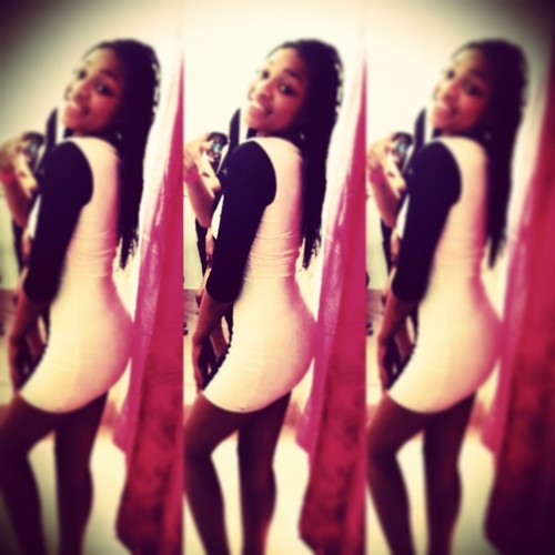 Im Erin.. Forever Young, Wild, Free♥ #WiddYoPinkLips #LipSmackkka #ClassOf20!3Duhh♥ #PerfectIsBoring... Follow Me On IG: @colormegawwgeouss
