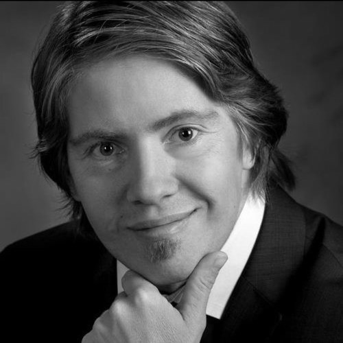 Professor @FHKaernten; likes Golf, Gym, Running; Reading, Movies, Bruce Springsteen, Travel; Technology, Science, Knowledge