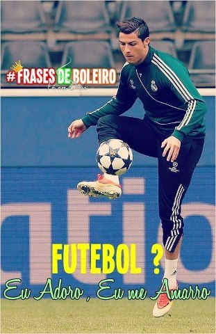 amo futebol,gosto de ir a praia sou brincalhão
