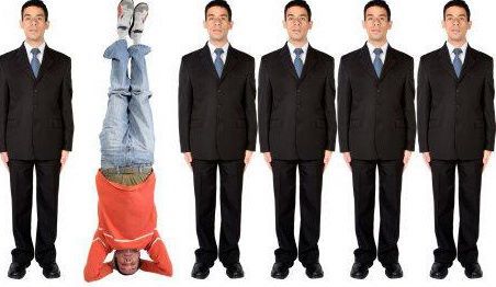 IOscelgo's profile picture. Non seguire la massa! Sentiti libero di SCEGLIERE, segui il tuo istinto