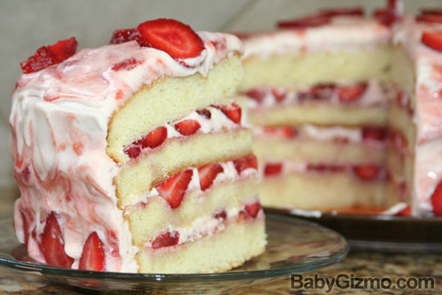 Deserts By Design! Selling cakes to those in the Boston-Area CEO and owner is @4EVERTenacious!