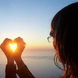 chaimaadamn's profile picture. 