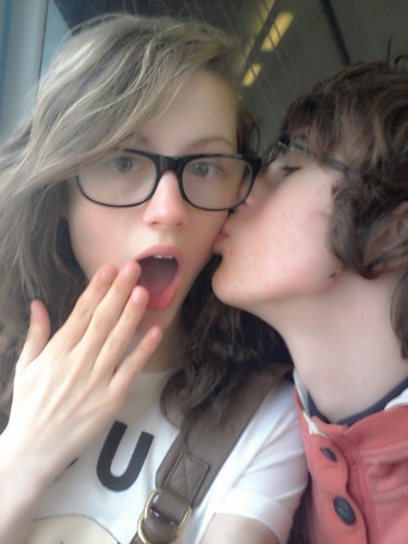 abbie2654's profile picture. i love @willere11r lots :3 sws, bmth, om&m, falling in reverse, three days grace, the hoosiers..basically