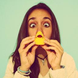 Psicóloga General Sanitaria🦋
Profesora de Educación Secundaria 🎓📚
~El sentido de la vida consiste solamente en el propio acto de vivir~ E. Fromm