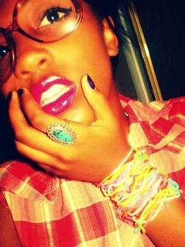 My name is tyanna #RihannaNavy #TeamMinaj #ChyDolls #Beyonce' im arrogant,cute,flawless,all of the above :) I follw back make the button turn blue