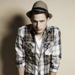 _MarcosRamos_'s profile picture. Soy encantador, atractivo y humilde. Amante del cine, de la música y de los pequeños detalles.