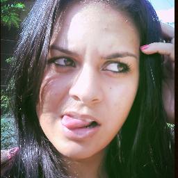 É boon soonhaar, atée oo pontoo eein qee oos soonhos naãoo te iludeein.!