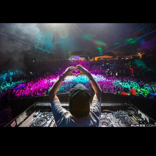 FrankerMartin's profile picture. Tomorrowland lover || UMF || Hardwel || Avicii || Nicky Romero || Sesiones Lassana || Armin Van Buuren || Tiesto