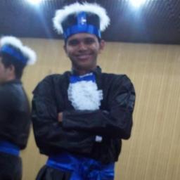 Sou um cara simples e extrovertido! Gosto de lutar pelos meus ideais e não desisto fácilmente do que quero! ^^