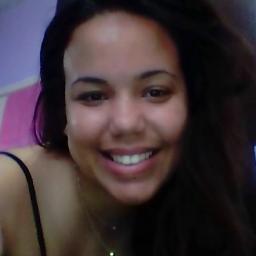 AndreiaAndree's profile picture. Felicidade é poder estar com quem você gosta em algum lugar...