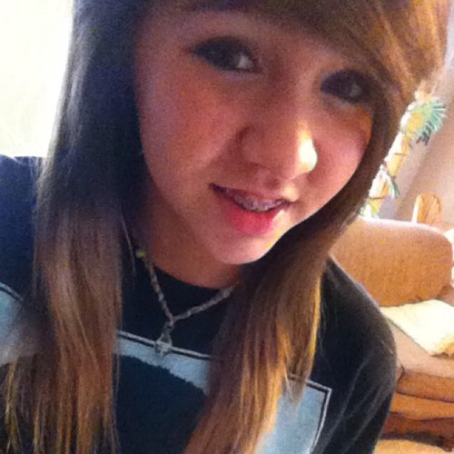 Shot_For_Mee's profile picture. I'm just young && unlucky.