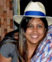 Soy una mujer trabajadora y comprometida conmigo misma y mi esposo,soy signo leo,gustadora de buenos momentos, romántica y sensible