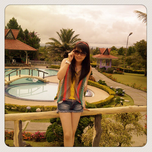 1st account : @ivannylestarii