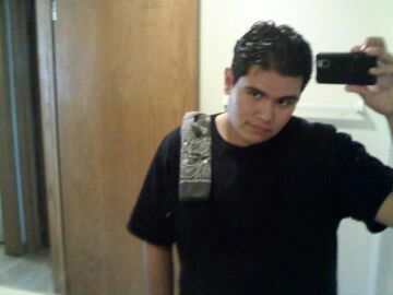 reytravieso360's profile picture. 