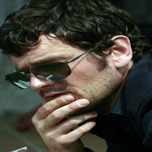 hambybd18's profile picture. I like being virtually coPersonnel techniciannnected on Twitter.