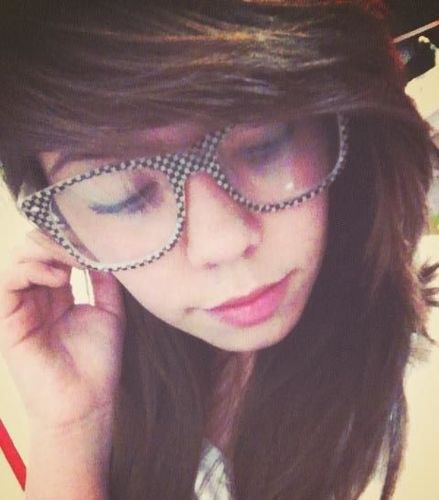 Enriquez1Rachel's profile picture. freedom∞ we accept the love we think we deserve.