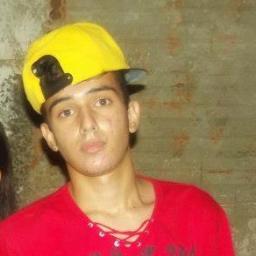 Se for pra ser Rico e Desumilde , Prefiro ser pobre e andar descalso ♪
#EuQuero #EuPosso #EuConsigo