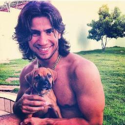 Primeiro FãClube OFICIAL de Uberaba-MG
Oficializado dia 04/07/2012 ♪ De tudo que você pudesse ser pra mim, escolheu apenas ser uma saudade ♪ @Mariano_MeM
