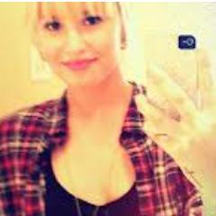 “Não importa o quão difícil a vida possa ser algumas vezes, se você permanecer Forte, você vai conseguir Vencer.” Demi Lovato.