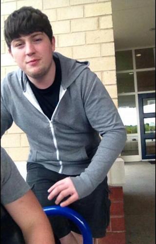 Yourmomshouse99's profile picture. Okay.