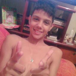 hoje sei por vc faço td ando quilomentros fico sem ar,pq com vc eu sei o que é amar . *..*