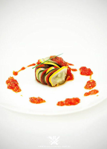 nicotjiamfin's profile picture. mention for folback :)